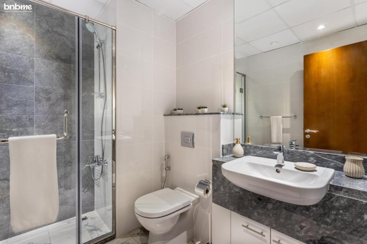 Bnbmehomes - Luxury 2B Apt - Al Habtoor - Amna Tower - 5044 Dubai Exterior photo